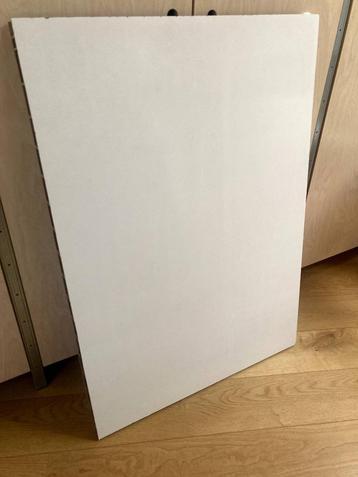 MDF board 4 cm wit gegrond (75 x 106,5 cm) beschikbaar voor biedingen