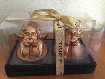 Engeltjes Kaarsen 2 stuks Kadoverpakking spiksplinternieuw beschikbaar voor biedingen