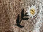 Wollen Vest Edelweis Borduursel, Kleding | Dames, Ophalen of Verzenden, Zo goed als nieuw, Maat 38/40 (M), Beige