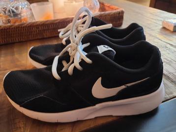 Nike sneakers zwart maat 27,5 beschikbaar voor biedingen