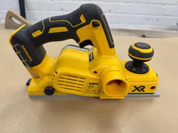 Schaafmachine Dewalt DCP580 licht gebruikt beschikbaar voor biedingen
