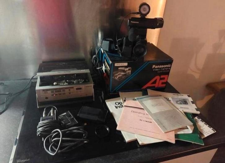 VINTAGE RETRO WERKEND PANASONIC A2 VHS VIDEOCAMERA COMPLEET, Audio, Tv en Foto, Videocamera's Analoog, Camera, VHS of SVHS, Ophalen of Verzenden