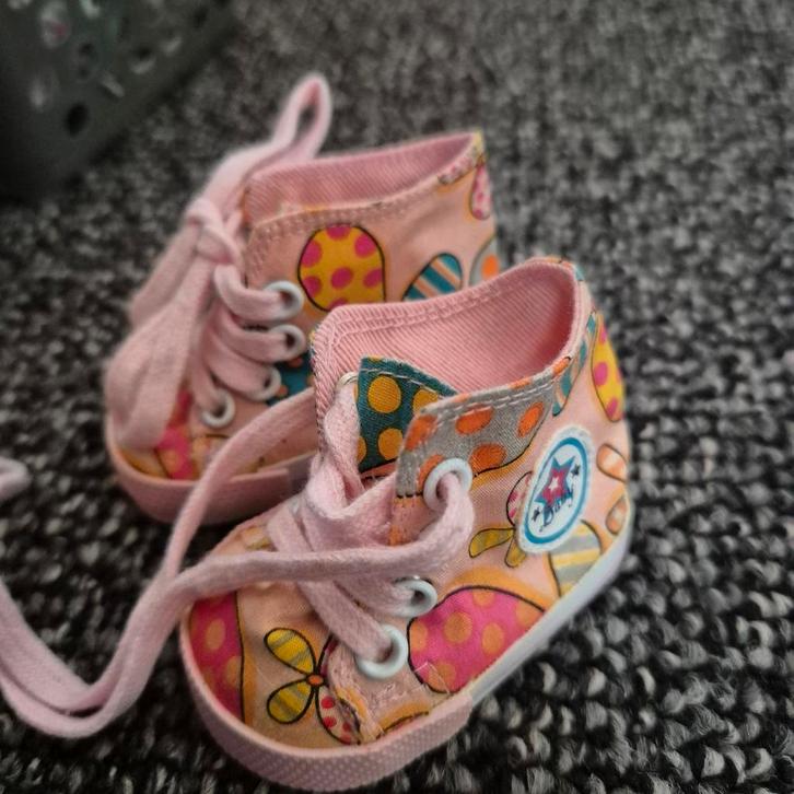 Poppen Sneakers - Schoencadeau! BABY BORN, Kinderen en Baby's, Speelgoed | Poppen, Zo goed als nieuw, Ophalen of Verzenden