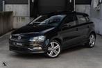 Volkswagen Polo 1.2 TSI 2014 | Highline 6C | Luxe uitvoering, Auto's, Stof, Gebruikt, Zwart, 4 cilinders