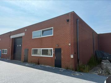 530 m Loods en kantoor en buiten terrein te huur beschikbaar voor biedingen