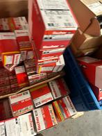 Partij fischer pluggen ankers etc, Ophalen, Zo goed als nieuw