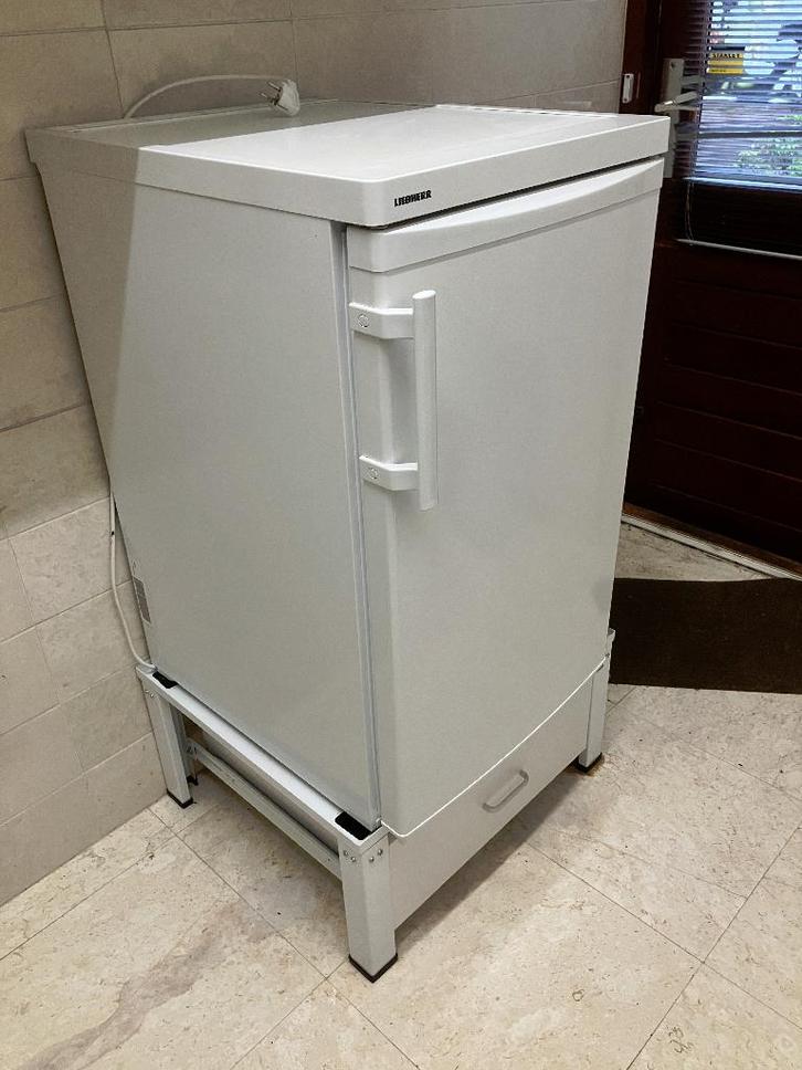 Koelkast Liebherr T141021, Witgoed en Apparatuur, Koelkasten en IJskasten, Gebruikt, Zonder vriesvak, 100 tot 150 liter, 85 tot 120 cm