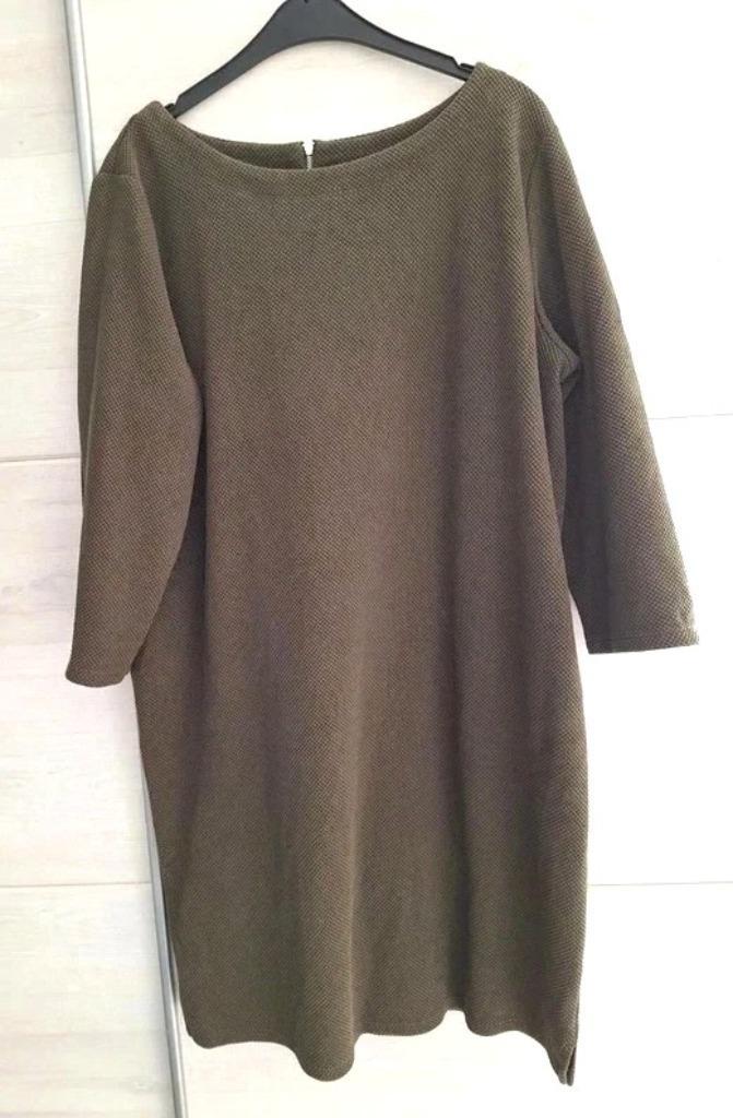 hema jurk met 3/4 mouw maat xl, Kleding | Dames, Jurken, Zo goed als nieuw, Maat 46/48 (XL) of groter, Groen, Knielengte, Ophalen of Verzenden