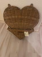 Riviera Maison rattan wanddecoratie heart met opbergvak, Huis en Inrichting, Ophalen of Verzenden, Zo goed als nieuw