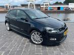 Volkswagen POLO 1.4 TSI BlueGT 150 Pk Autom. PDC, Halfleer, Auto's, Volkswagen, Zwart, 4 cilinders, Leder en Stof, Zwart