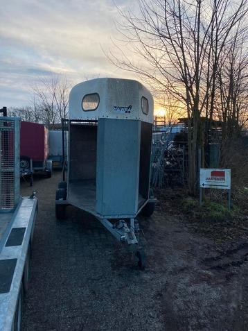 Waco trailer opknapper henra beschikbaar voor biedingen