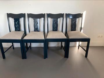 4 stuks geschilderde eiken stoelen - brocante - antiek beschikbaar voor biedingen