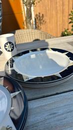 Servies voor boot ,camper of caravan, Caravans en Kamperen, Ophalen, Gebruikt