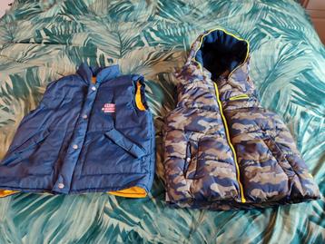 2 Bodywarmers Maat 146 - Bijna Gratis! beschikbaar voor biedingen