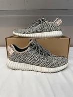 Yeezy Boost 350 Turtledove V1 - EU 42 2/3, Wit, Ophalen of Verzenden, Yeezy, Sneakers of Gympen