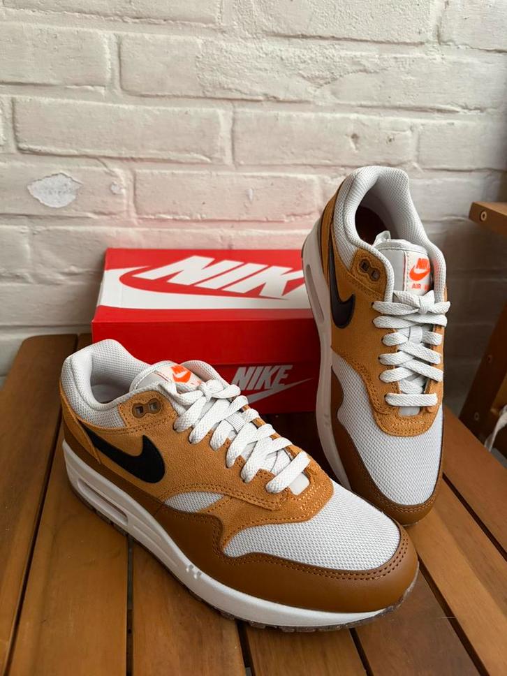 Nike Air Max 1 - essential Escape, Kleding | Heren, Schoenen, Nieuw, Sneakers of Gympen, Overige kleuren, Ophalen of Verzenden