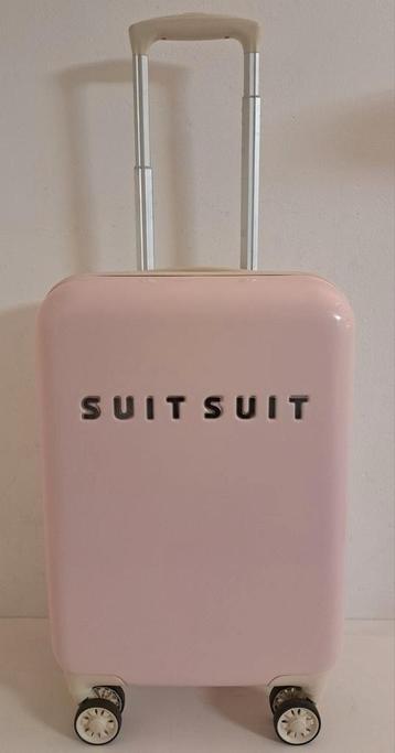 SUITSUIT Handbagage 4 wielen
TSA Cijferslot Lichtgewicht 55  beschikbaar voor biedingen