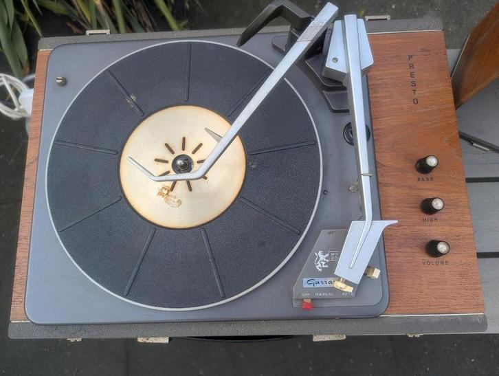 Garrard 2000 vintage koffer-platenspeler, Audio, Tv en Foto, Platenspelers, Gebruikt, Platenspeler, Overige merken, Automatisch