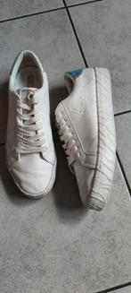 Pull&bear goede staat sneakers maat 40, Ophalen of Verzenden, Zo goed als nieuw, Sneakers of Gympen
