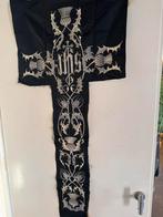 Antiek hand geborduurd borduurwerk., Antiek en Kunst, Antiek | Kleden en Textiel, Ophalen of Verzenden