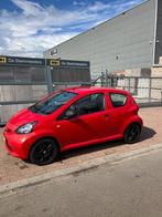 Toyota Aygo 1.0 12V Vvt-i 3DRS MMT 2008 Rood, Voorwielaandrijving, Euro 5, Stof, Zwart