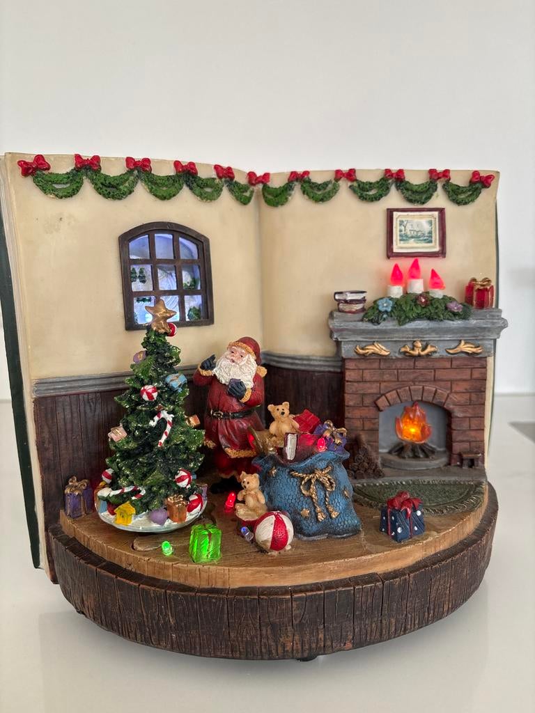Kerstdecoratie met beweging en licht in boek, Ophalen of Verzenden, Gebruikt
