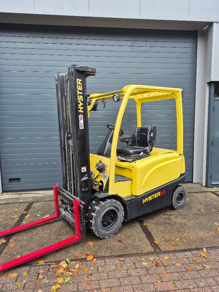 Hyster J2.5 2500kg accu2020 5205 uur sideshift triplex 555cm, Ophalen, Heftruck, Hyster, Elektrisch