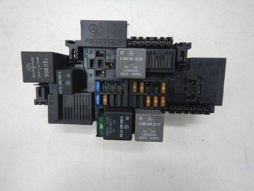 Mercedes-Benz W205 C-Klasse Zekeringkast A2229063202 beschikbaar voor biedingen