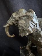 Olifant , gesigneerd Milo, brons/bronzen, Ophalen of Verzenden