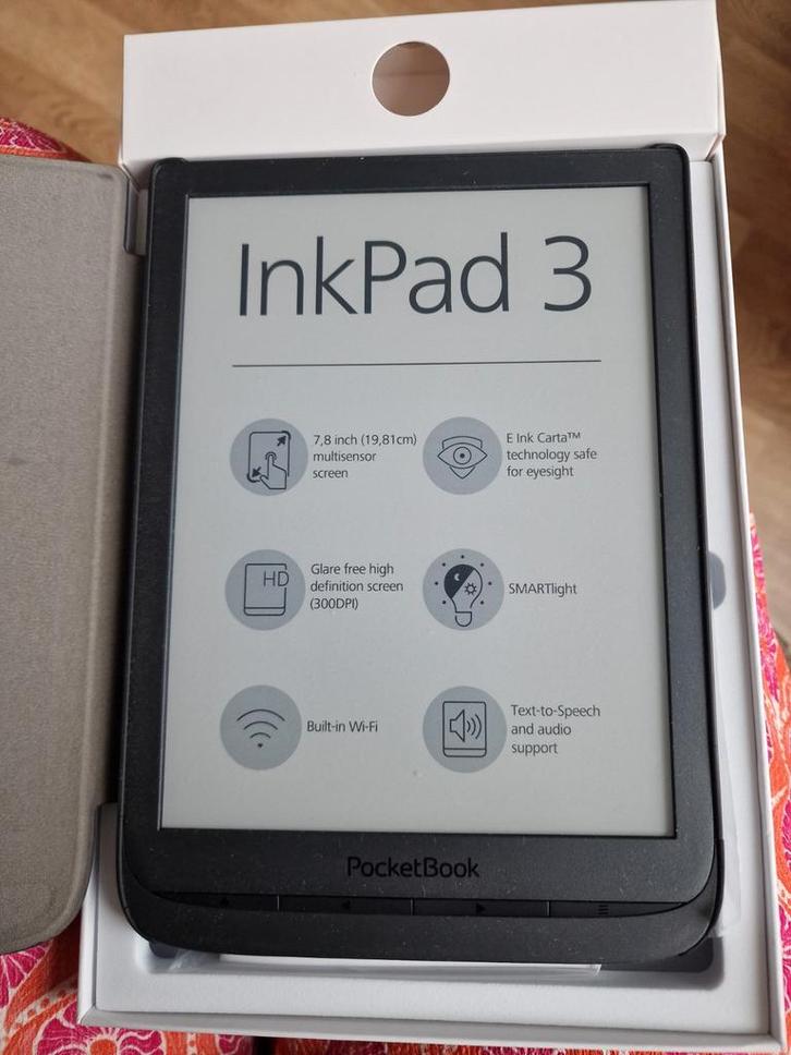 Pocketbook Inkpad 3 e-reader met blauwe hoes, Computers en Software, E-readers, Zo goed als nieuw, 7 inch, 8 GB, Bluetooth, Touchscreen