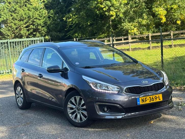 Kia Cee'd Sportswagon 1.6 GDI DynamicLine /Navi/Camera/Trekh, Auto's, Kia, Bedrijf, Te koop, (Pro) Cee d, ABS, Achteruitrijcamera