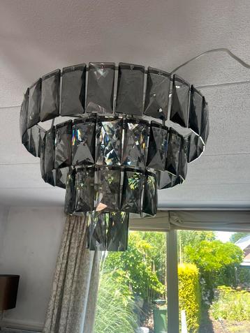 Lamp nieuw in doos beschikbaar voor biedingen