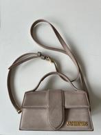 Jacquemus Bags Beige, Sieraden, Tassen en Uiterlijk, Tassen | Damestassen, Ophalen, Gebruikt, Beige, Schoudertasje