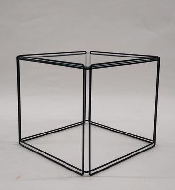Vintage metalen bijzettafeltje Max Sauze tafeltje glas zwart beschikbaar voor biedingen
