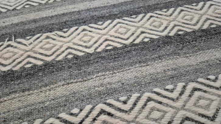 Mooie tapijt By-Boo, afm. 200x300cm, wol, Huis en Inrichting, Stoffering | Tapijten en Kleden, Gebruikt, 200 cm of meer, 200 cm of meer