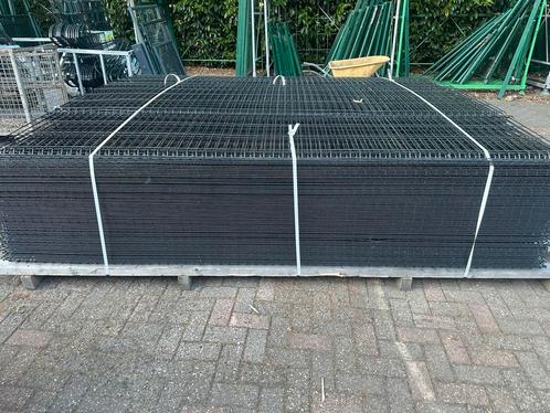 3D Hekwerk 210m Compleet - 2e Keus, Tuin en Terras, Gaas en Draad, Zo goed als nieuw, Raster, 20 meter of meer, Ophalen