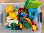 Bak met Lego Duplo, Kinderen en Baby's, Speelgoed | Duplo en Lego, Ophalen of Verzenden, Zo goed als nieuw, Duplo