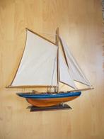Boot voor decoratie Maritiem houten model boot op standaard, Ophalen of Verzenden, Zo goed als nieuw