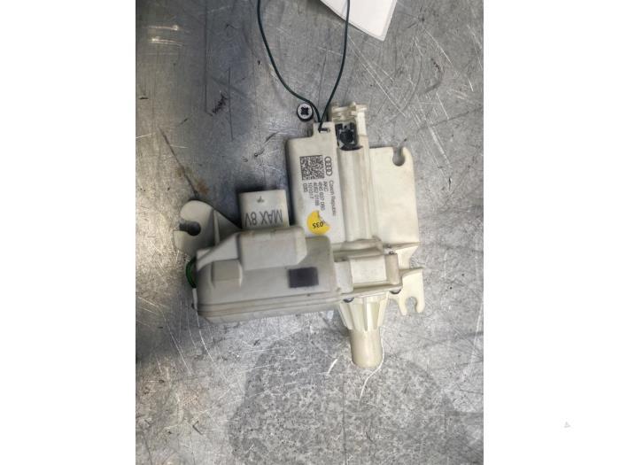 Sluithulpmotor portier rechts-voor van een Audi A7, Gebruikt, -, -, -
