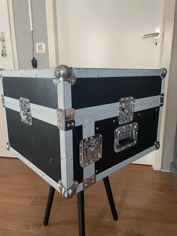 Flightcase voor mixer en randapparatuur 11/6 HE beschikbaar voor biedingen