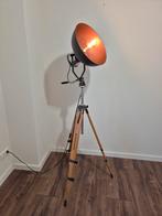 Staande lamp van houten camera statief, Ophalen, Gebruikt, Hout, 150 tot 200 cm