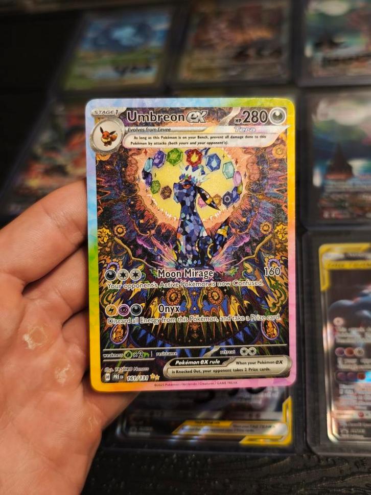 ☀️ Umbreon ex 161 Prismatic Evolutions, Hobby en Vrije tijd, Verzamelkaartspellen | Yu-gi-Oh!, Zo goed als nieuw, Ophalen of Verzenden