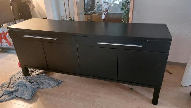 IKEA buffet Kast, Huis en Inrichting, Kasten | Dressoirs, Gebruikt, 150 tot 200 cm, 25 tot 50 cm, Met deur(en), Met plank(en)