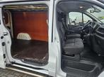 Opel Vivaro 1.6 CDTI L2H1 Sport 120 Pk Navi Airco lage km, Auto's, Bestelauto's, Euro 5, Gebruikt, 4 cilinders, 2000 kg