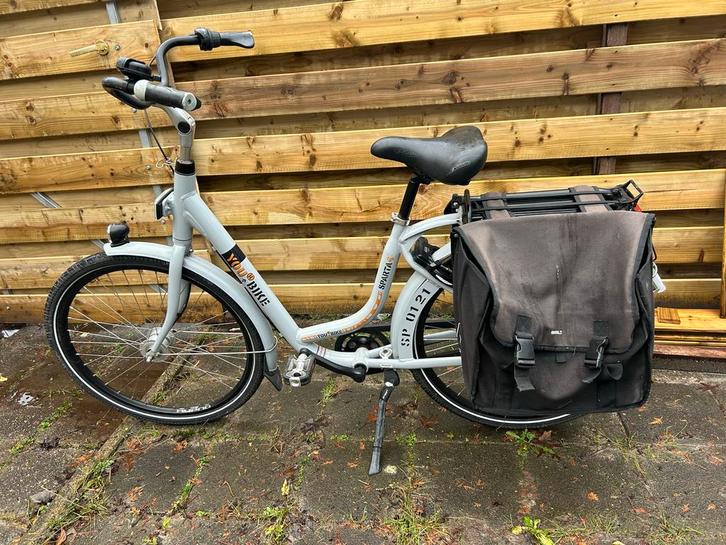 Sparta Damesfiets Lage Instap + Fietstassen, Fietsen en Brommers, Fietsen | Dames | Damesfietsen, Zo goed als nieuw, Sparta, (Extra) lage instap