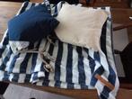 2 fleech dekens 1.65x1.35m met 2 witte en 2 blauwe kussen, Watersport en Boten, Accessoires en Onderhoud, Ophalen, Zo goed als nieuw