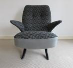 Pinguin fauteuil | Design: Theo Ruth | fabrikant: Artifort, 75 tot 100 cm, Gebruikt, 75 tot 100 cm, Metaal