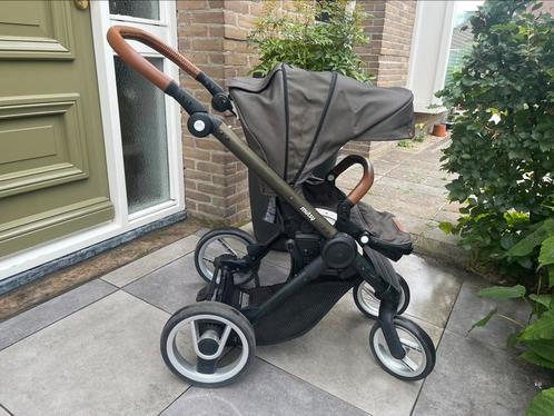 Mutsy Explorer kinderwagen met reiswieg, Kinderen en Baby's, Kinderwagens en Combinaties, Gebruikt, Mutsy, Met reiswieg, Ophalen