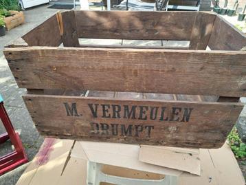 Vintage houten fruitkist uit 1950 beschikbaar voor biedingen