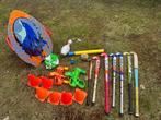 Doos met divers speelgoed, hockeysticks kegel frisbee, Ophalen of Verzenden